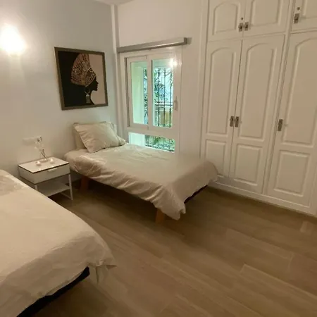 Capaldi Luxury Holiday Rentals Puerto Marina Benalmádena Exterior photo
