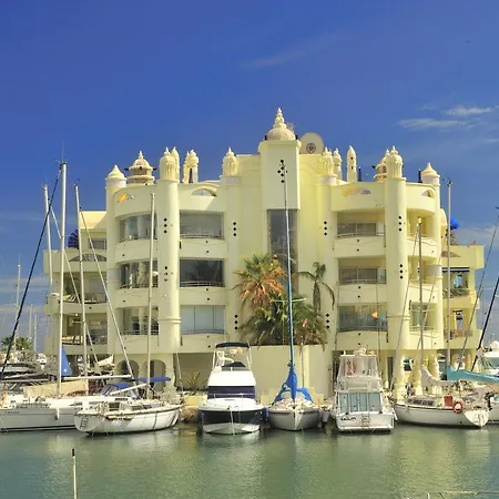 Capaldi Luxury Holiday Rentals Puerto Marina Benalmádena Exterior photo